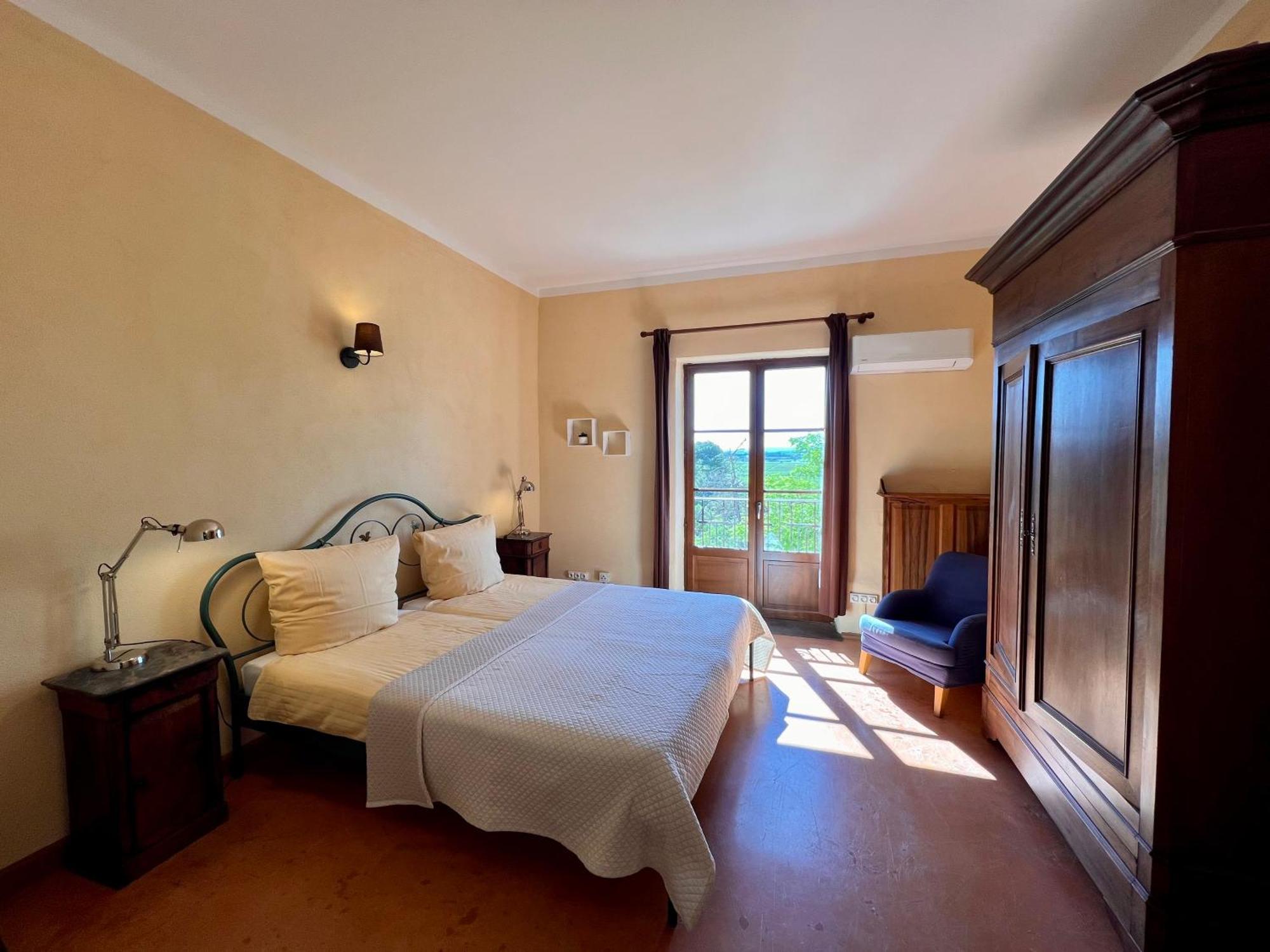 Vinauberge Poilhes ภายนอก รูปภาพ