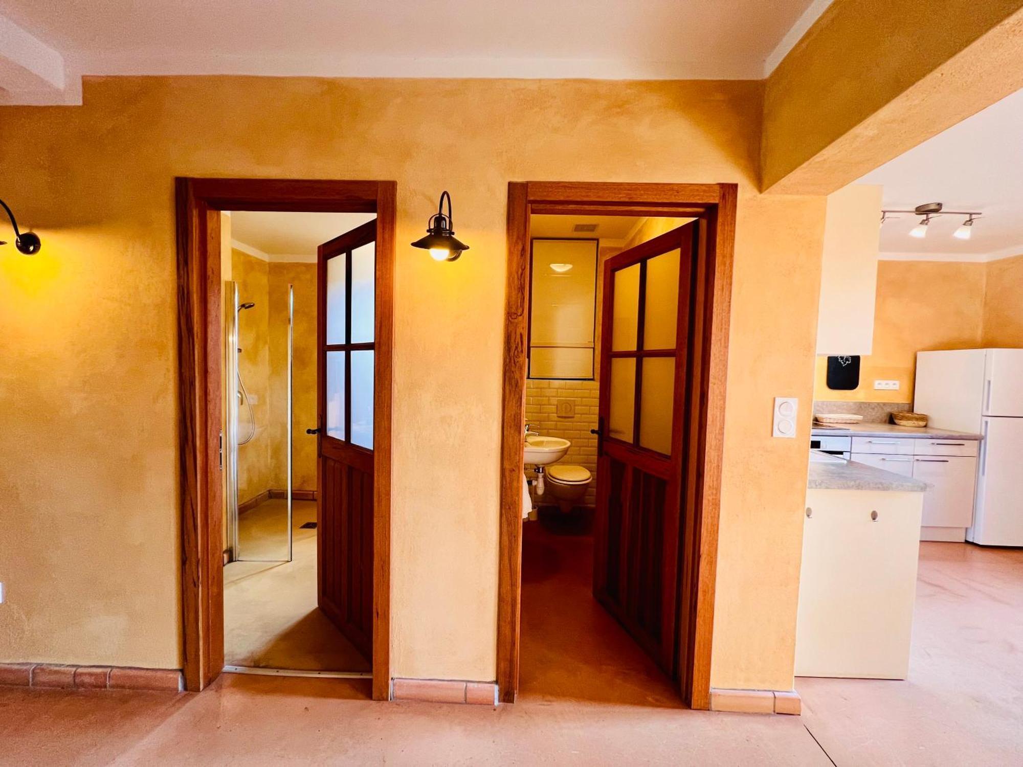 Vinauberge Poilhes ภายนอก รูปภาพ